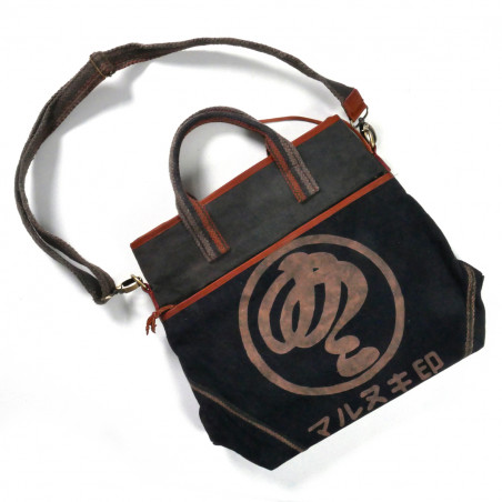 Grande borsa unica nel suo genere, realizzata con tessuti giapponesi riciclati, 149 B, nero e marrone
