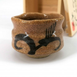 tasse à saké japonaise en céramique traditionnelle Haru no kusa