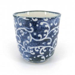 Japanese ceramic tea cup, blue and white, arabesques, ARABESUKU