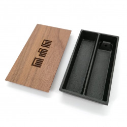 Japanischer Räucherstäbchenhalter aus Gusseisen mit zwei Fächern, GENJIKOU Holzdeckel, schwarz