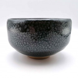 Cuenco de té japonés de cerámica, KURO, negro con lunares plateados