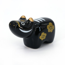 Japanische Essstäbchenablage aus Keramik in Form eines schwarz-goldenen Ochsen, KUROBEKO, 3,5 cm