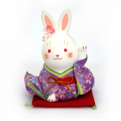 Grand ornement lapin blanc japonais en céramique en kimono violet, HANAUSAGI, 14 cm