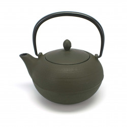 Japanese cast iron teapot. IWACHU. HAKEME black. 0.65lt